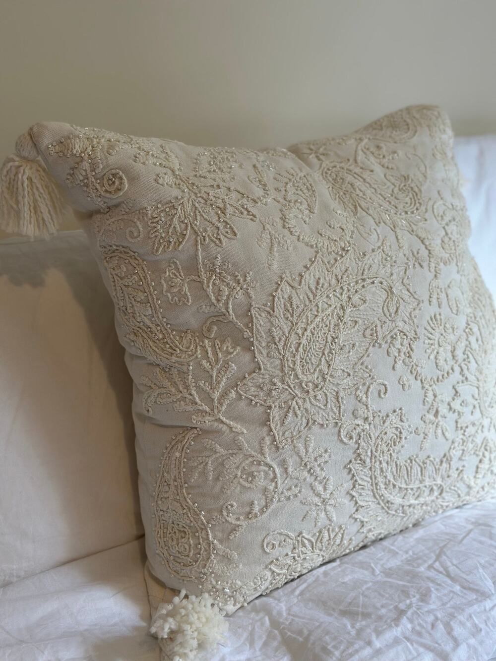 Boho Embroidered Beaded Paisley Throw Pillow 20x20 Cream Ivory Tassels EUC
